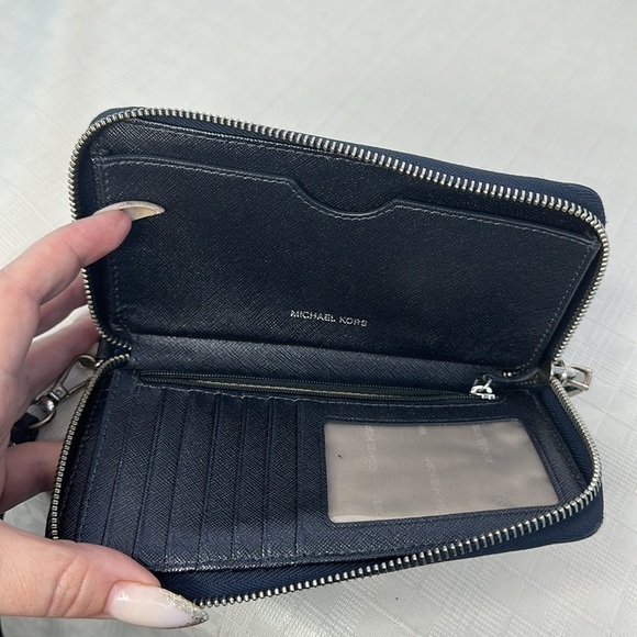 Michael Michael Kors  Jet Set Flat Phone Case Wallet - Picture 7 of 10